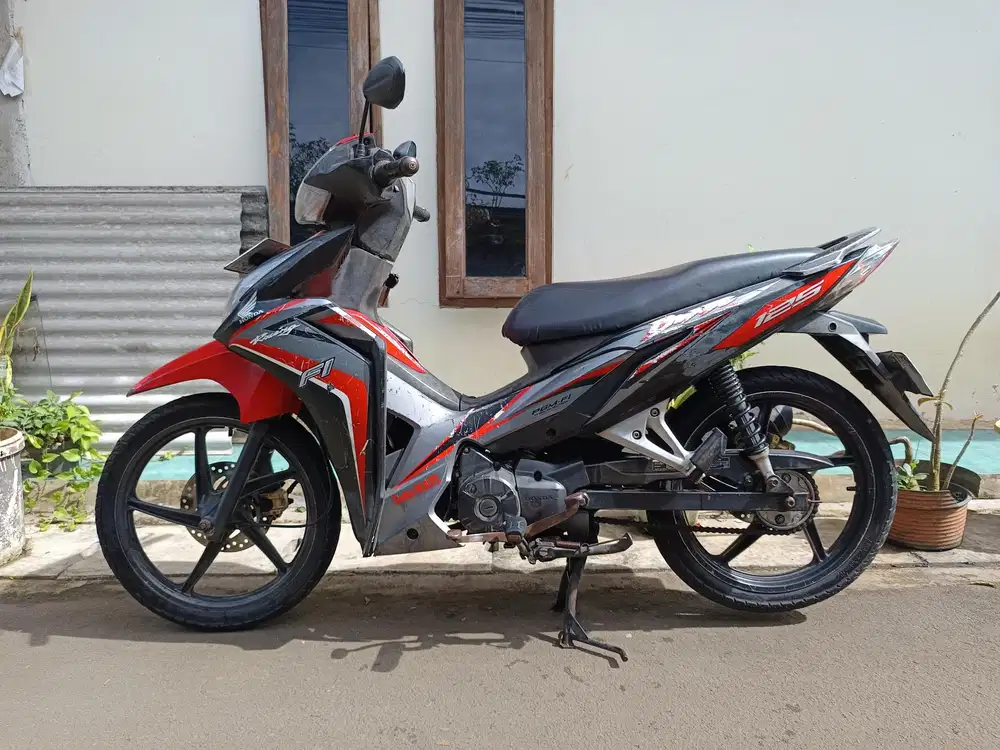 For sale Honda blade 2014 bagus