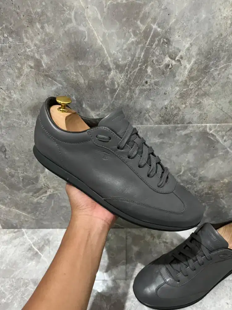 Sepatu Tods Original sneakers casual second tod's gucci bally lv prada