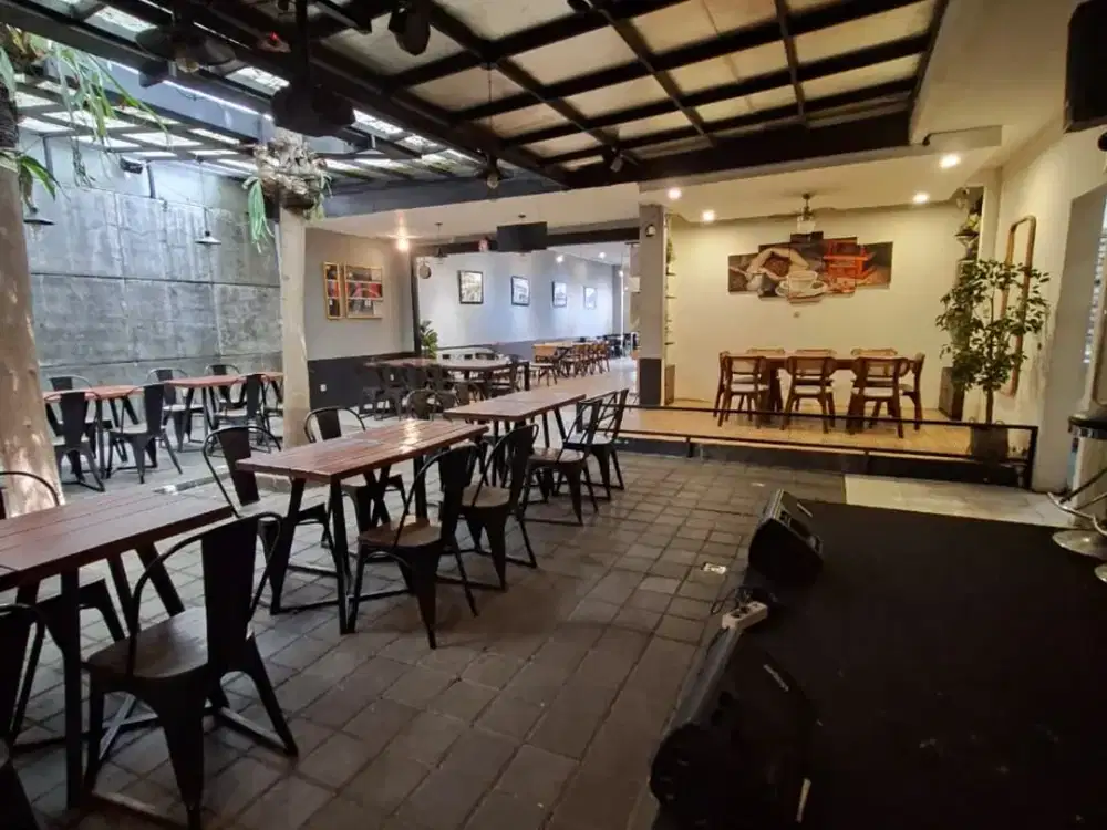 Tempat Usaha Strategis Ex Resto di Sayap Riau Bandung