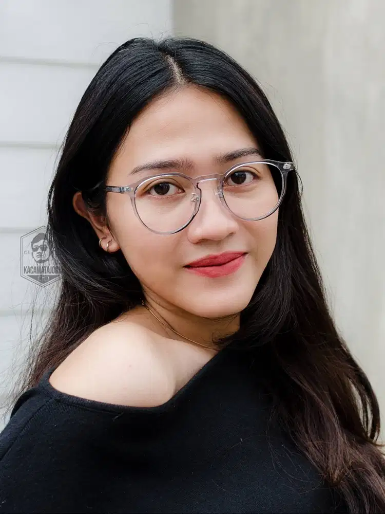 Kacamata Jogja - Kacamata Semi Bulat Lebar Bernosepad - Yamika 04