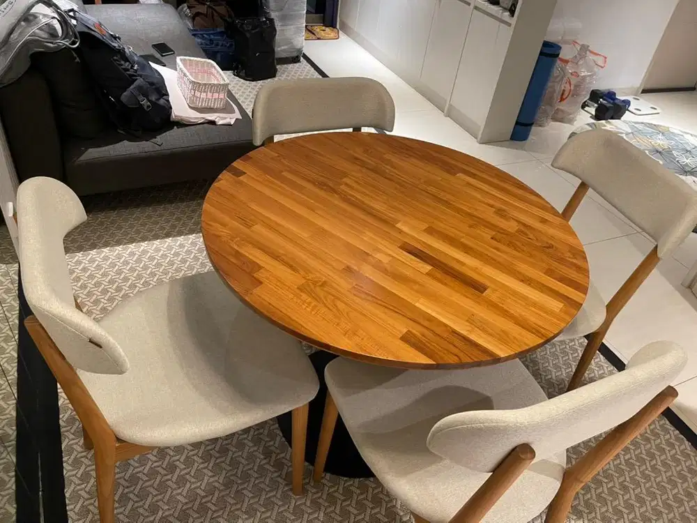Meja Makan Set Kayu Aesthethic