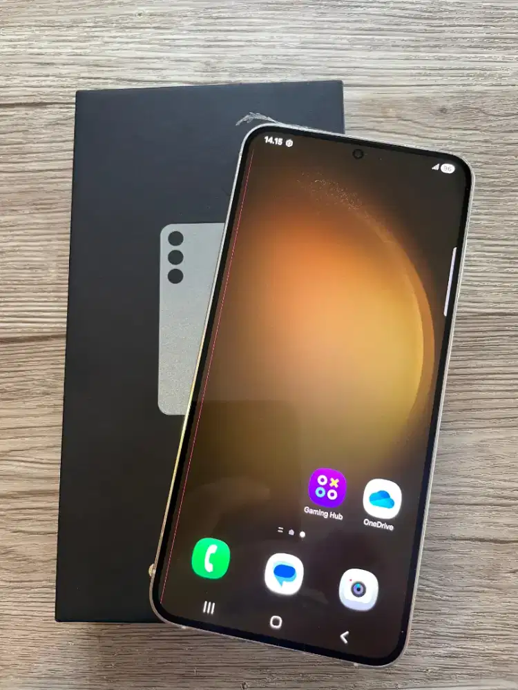 Samsung S23+ 8/512gb