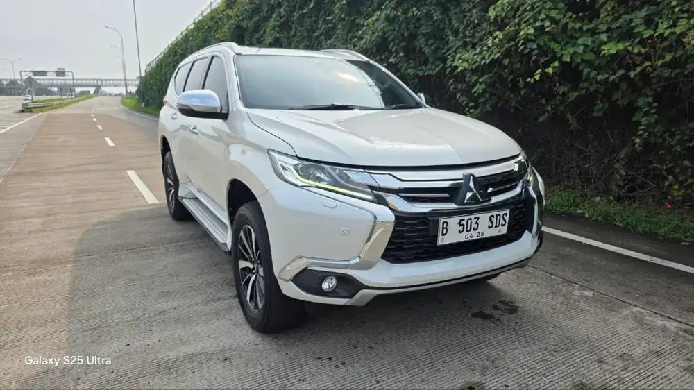 Pajero Sport 2.4 Dakar 2018 matic diesel KM asli 20rb record pjk 4/27