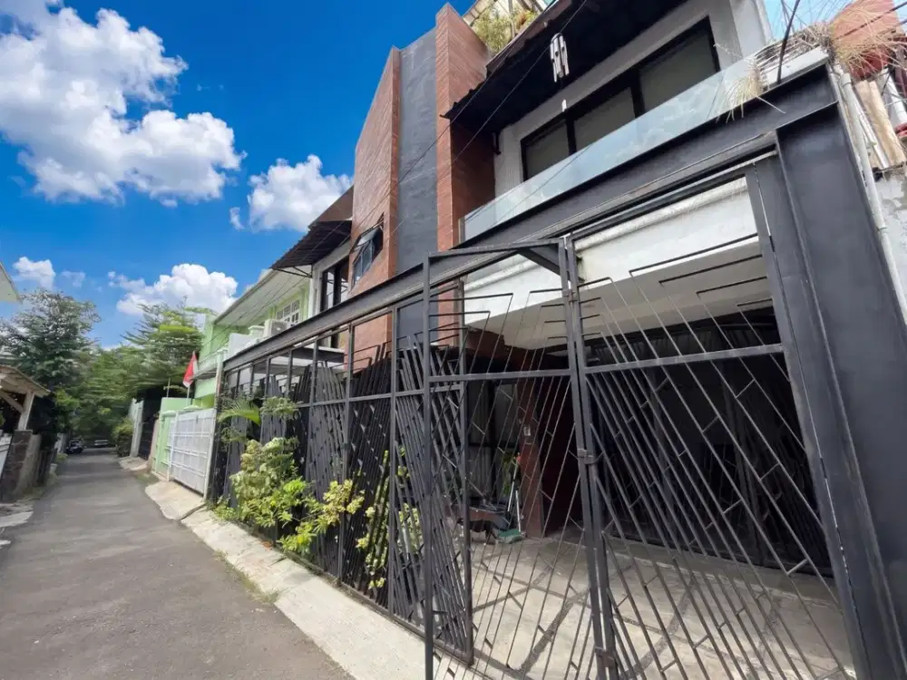 GAK SAMPE 5 M ! RUMAH BONUS KOST - KOSTAN, AKSES 1 MOBIL DI TEBET TIMUR !!!