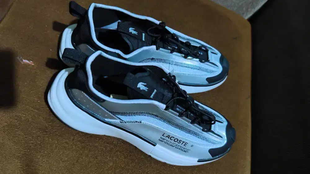 Sepatu Lacoste Size 44