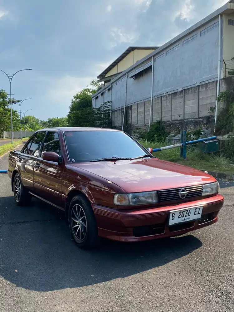 Nissan Sentra 1993 Bensin
