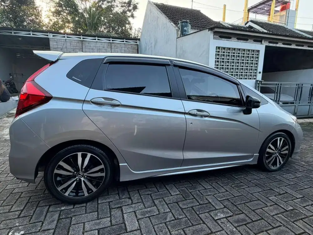 HONDA JAZZ RS MATIC 2019