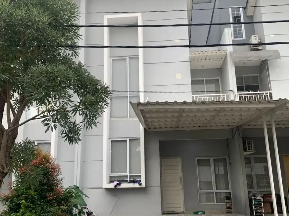 Rumah 2 Lantai Mepet Summarecon Cluster Golden Prima Harapan Regency Bekasi