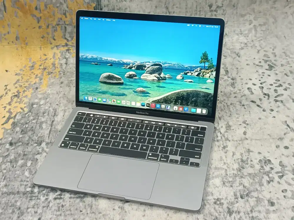 MacBook Pro M1 2020 13 TouchBar 16GB 512GB Gray iBox Like New