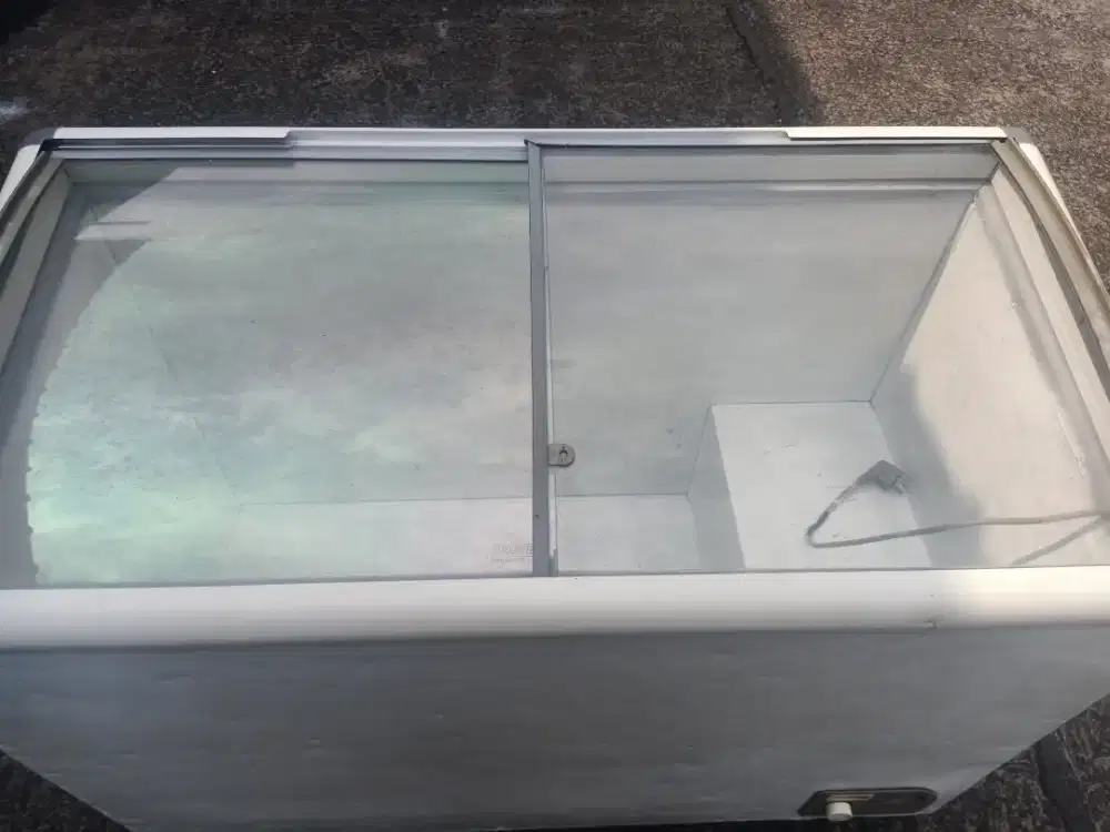 Freezer sliding glass 360 liter inverter beku normal