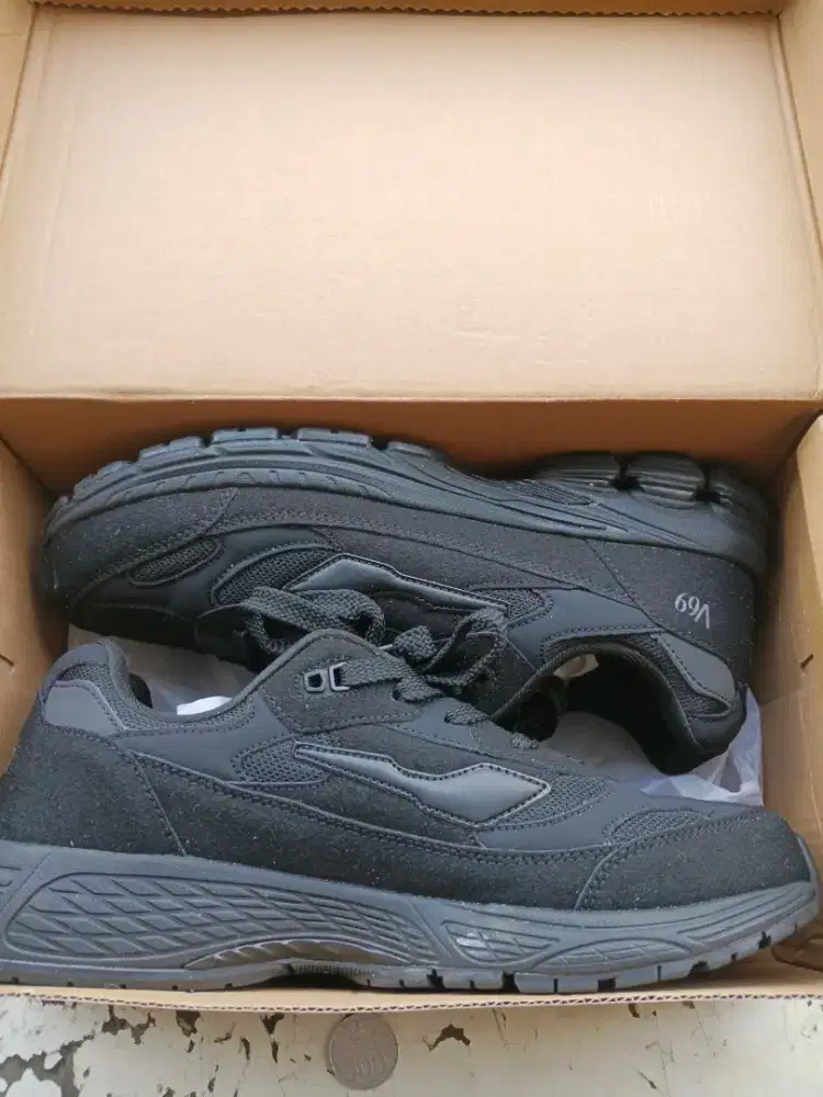 Sepatu Heiden Heritage v69 [HRTH] Full Black size 43