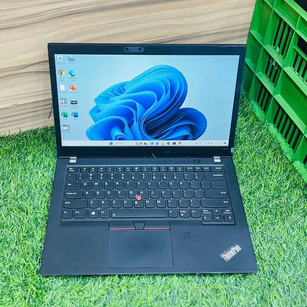 LAPTOP LENOVO THINKPAD T480s CORE i5 GEN 8 BERGARANSI DL-DC