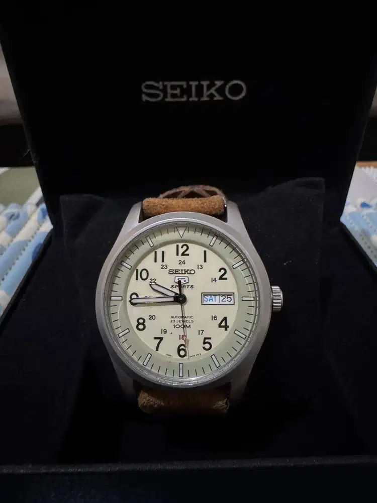 Seiko 5 Sports SNZG07K1 Beige Dial Case Nylon Strap SNZG07