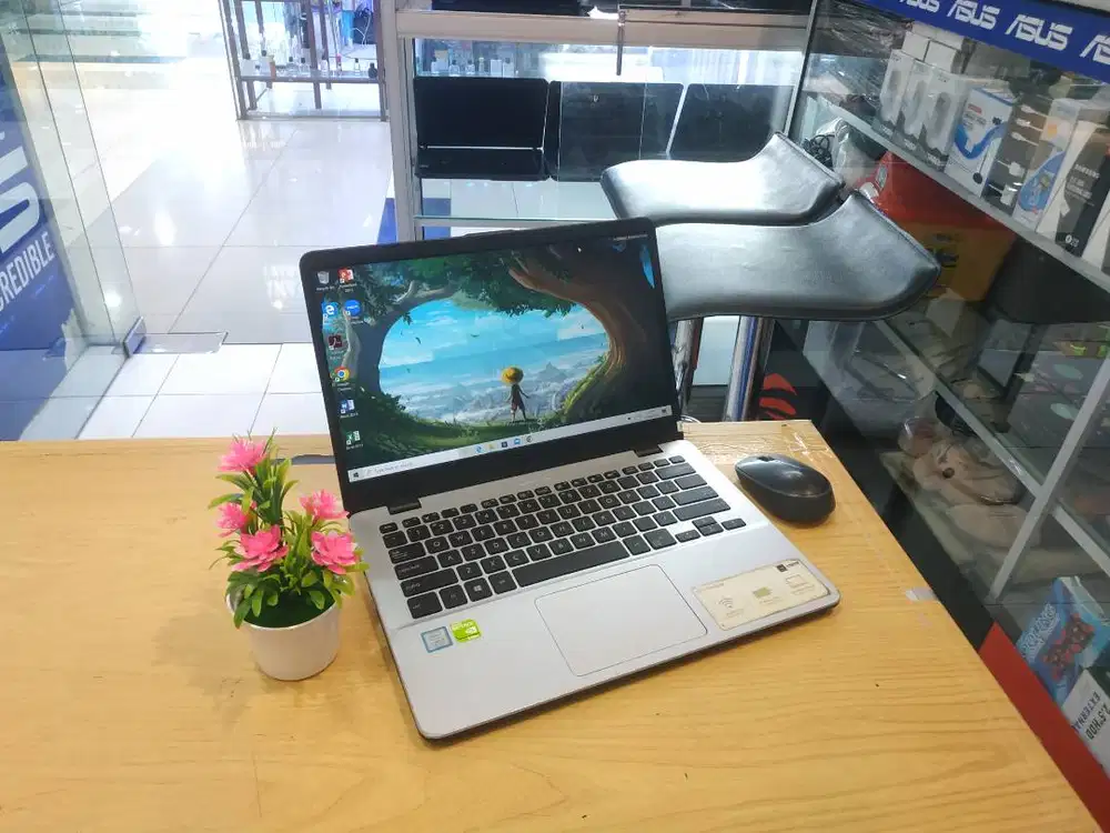 dijual laptop asus x405uq core i7 ram 8gb nvidia geforce