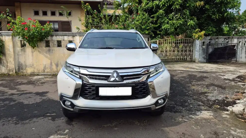 Dijual Mitsubishi Pajero Sport Dakar 4x2 AT