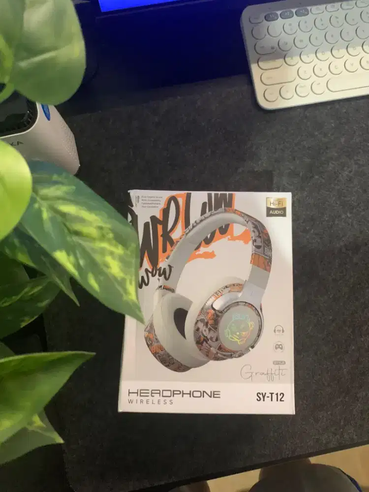 SYT12 Graffiti Wireless Headphone BARU BNOB
