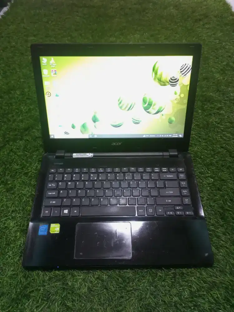 Acer i5 Gen4 Double VGA 2GB
