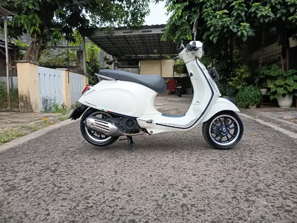 Primavera S 150 abs pajak on km low