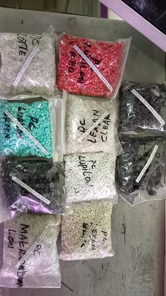 PLASTIK PC BENING / WARNA