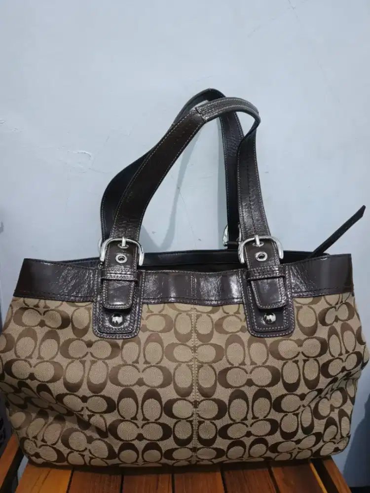 Coach Soho Signature