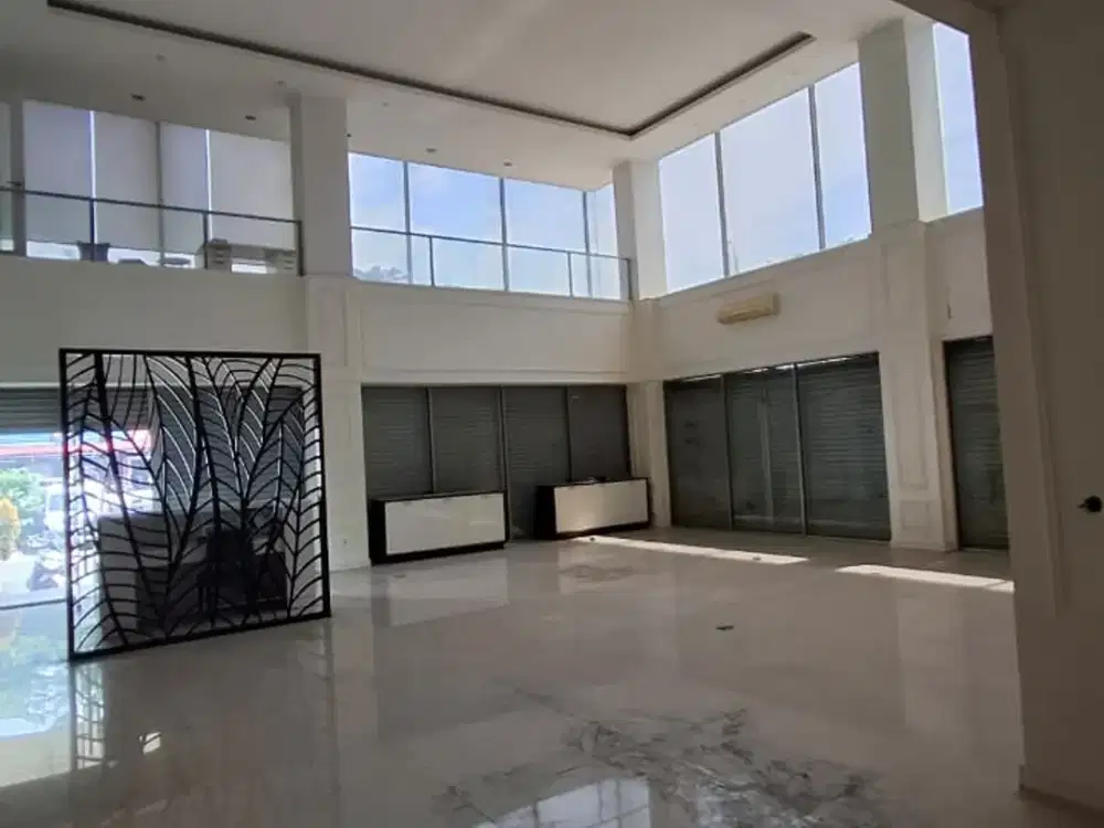 Disewakan Cepat Ruko Gandeng Green Village, Cipondoh