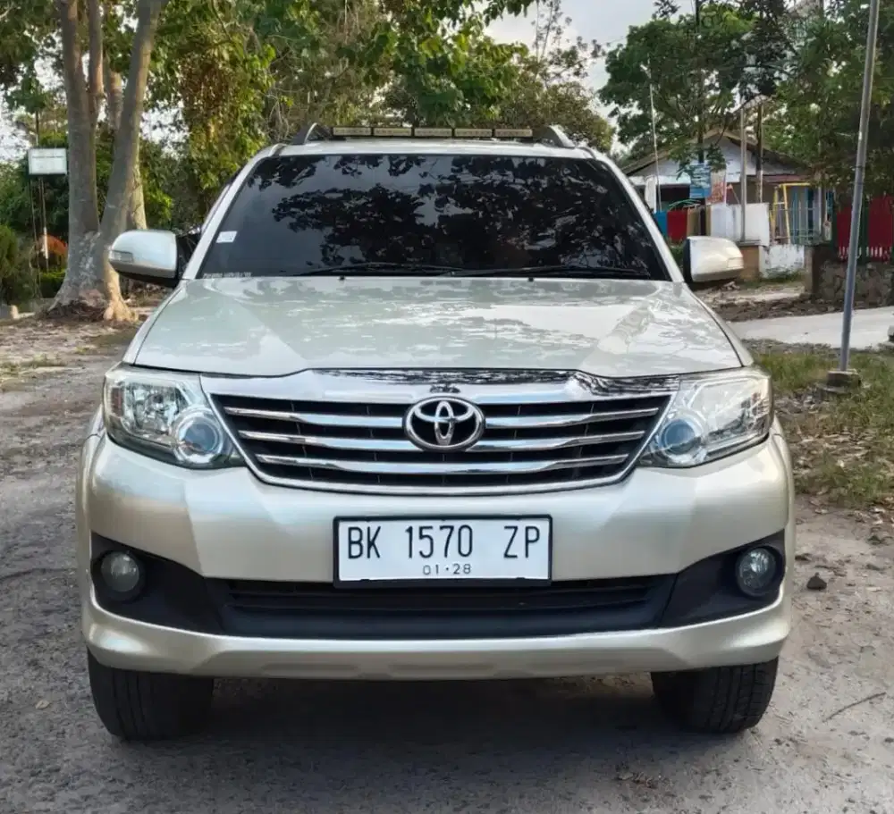 Toyota Fortuner G Diesel 2012