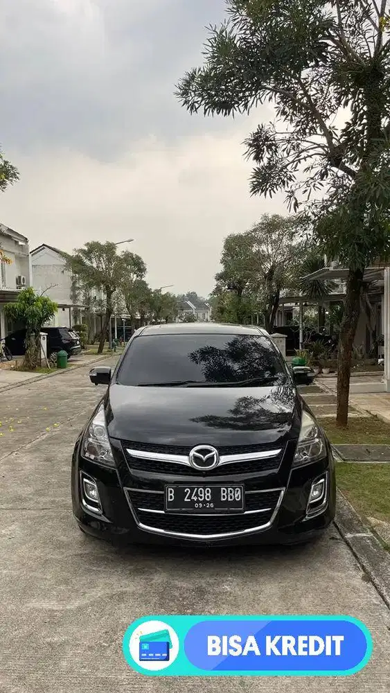 Mazda 8 2011 Bensin