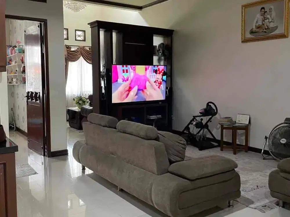 Rumah Siap Huni Dua Lantai di pesona khayangan