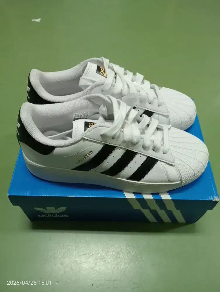 Sepatu Adidas Superstar XLG size 43