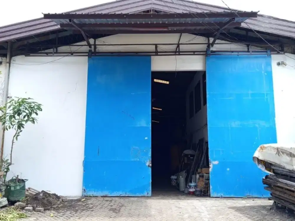 Dijual Gudang margomulyo Permai Minimalis Strategis Siap Pakai