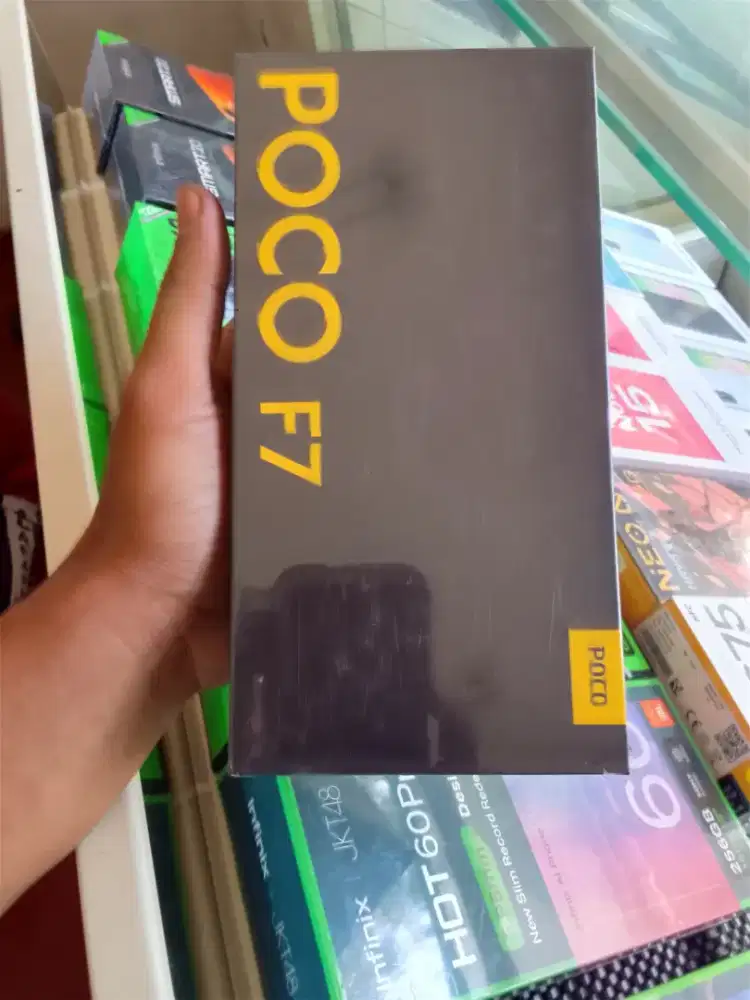 Nes Poco f7 ram12/512 garansi resmi 1 tahu