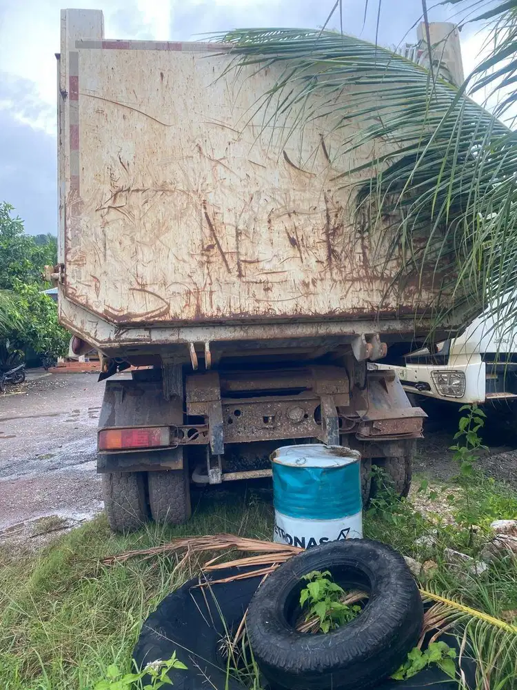 JUAL 3 UNIT FOTON DUMP TRUCK 6X4 380 HP TAHUN 2024 - KONDISI AS IS