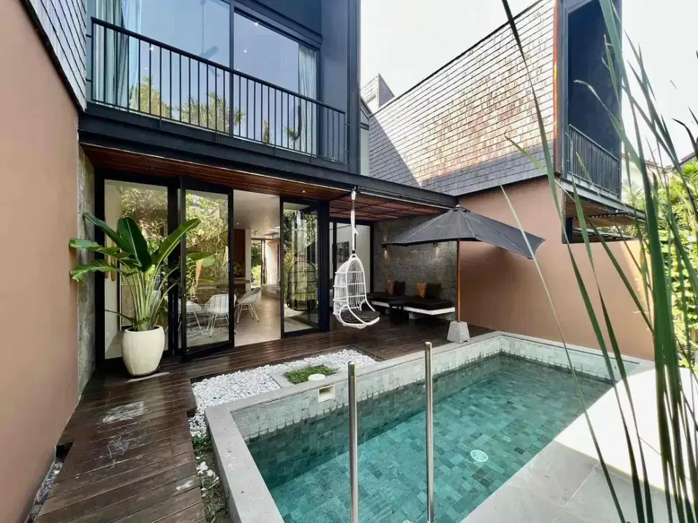 LUXURY 3 BEDROOMS STRATEGI AND PRIME LOCATION A HEAT OF BERAWA CANGGU