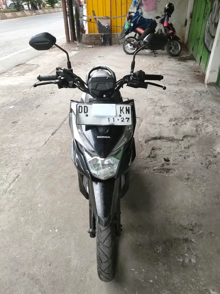 Honda beat street 2016 hitam