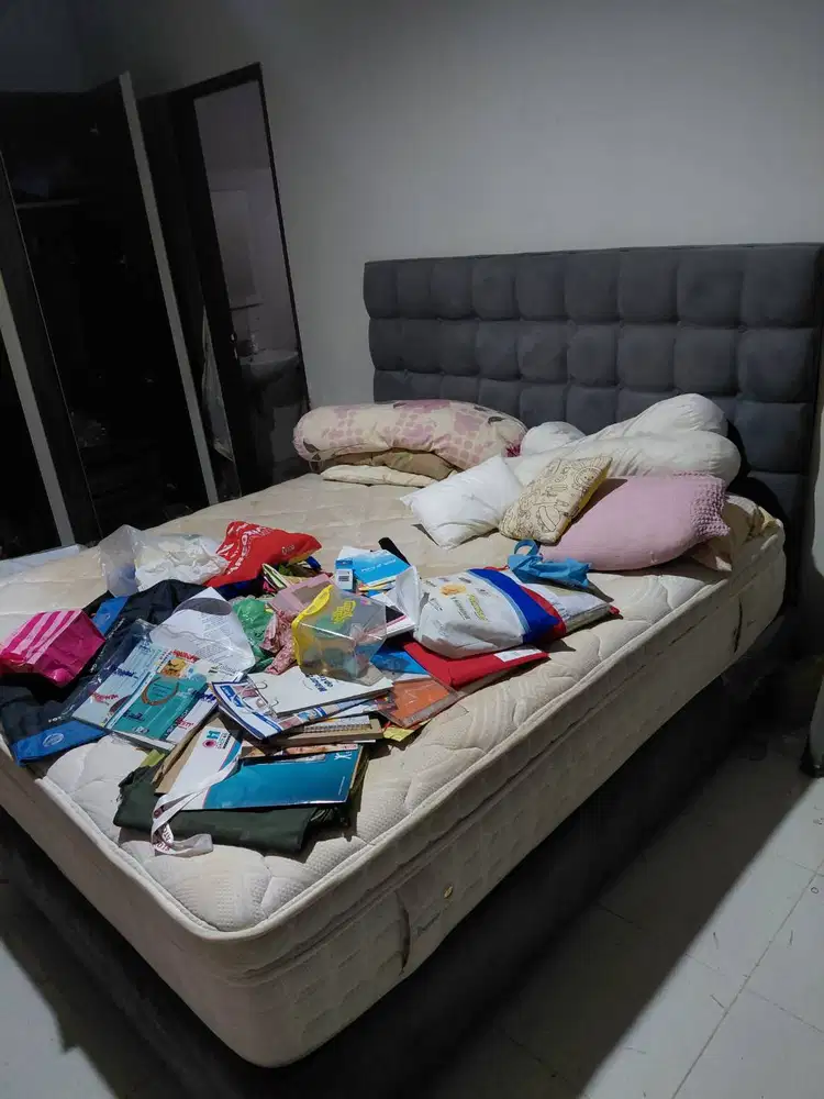 Kasur King merk Theraspine