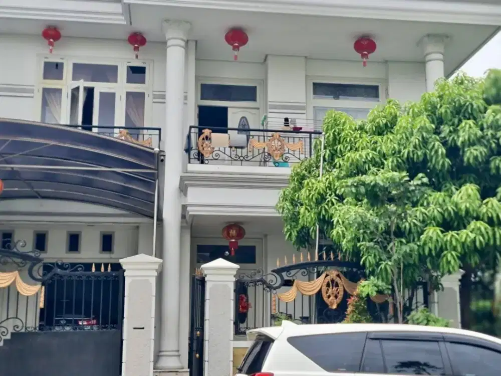 Dijual Cepat Rumah Graha Famili Dekat Lenmarc Mall