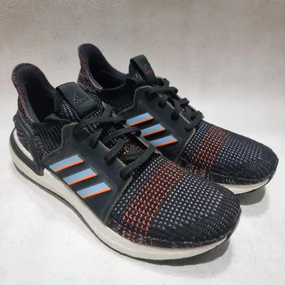 DIJUAL SEPATU ADIDAS ULTRABOOST 19M ORIGINAL