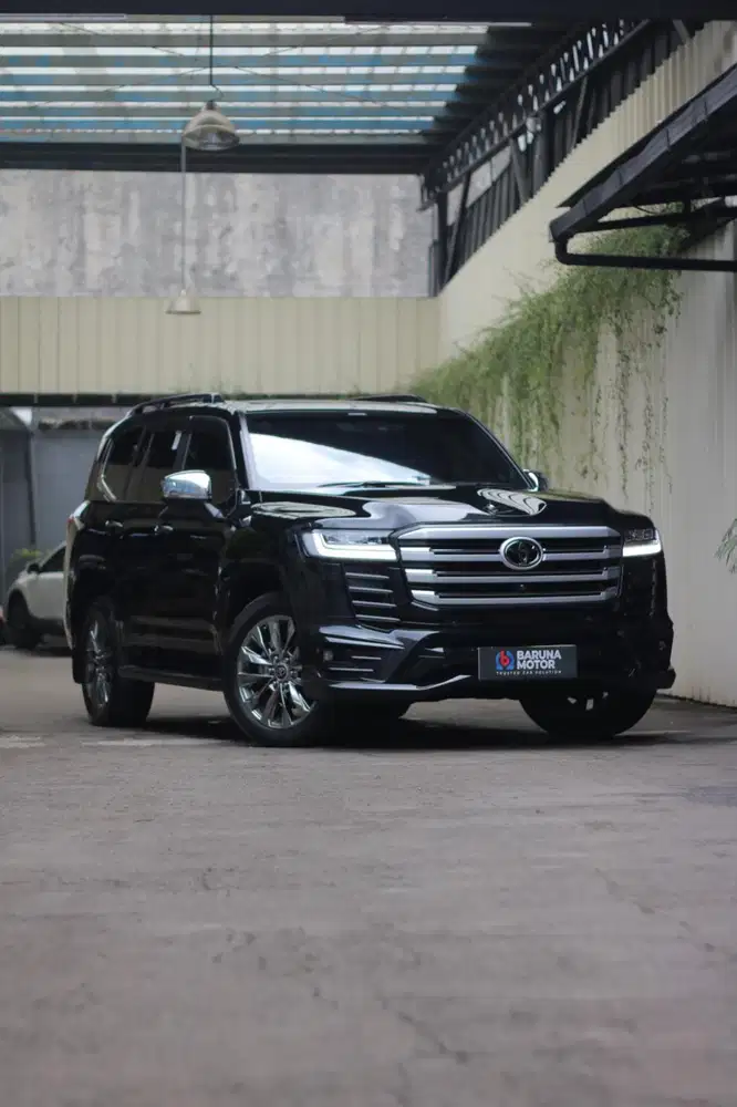 TOYOTA LANDCRUISER 300 VXR 2024