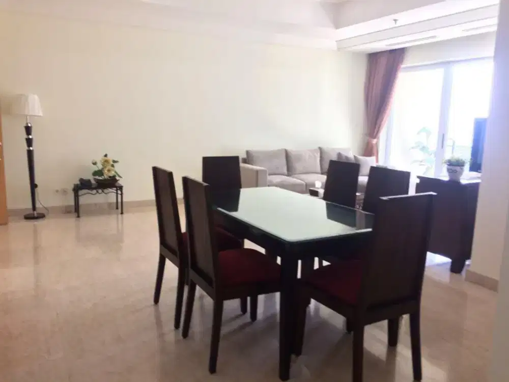 Disewa Apartemen Pakubuwono Residence 2BR uk 177m2 at Jakarta Selatan