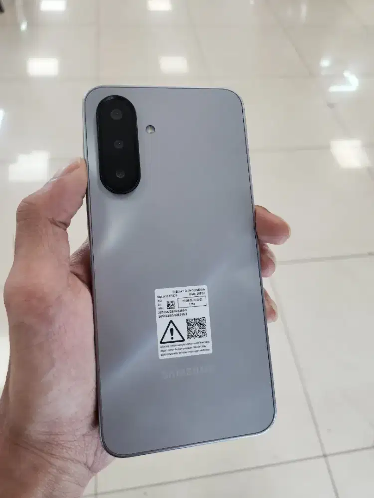 Samsung A17 4G ram 8/256 resmi sein