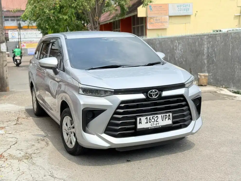 (Cash) Avanza 1.3 E CVT 2024 Silver Metalik Pajak7/25 Km38rb Record