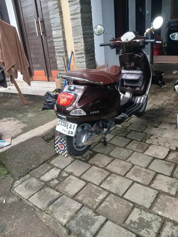 Jual vespa lx 125 dobel stater barang siap pake ss lengkap pajak on