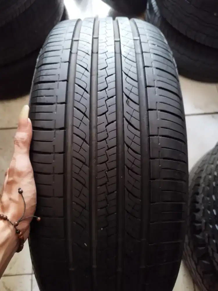 Ban Mobil Copotan 225/60 r17
