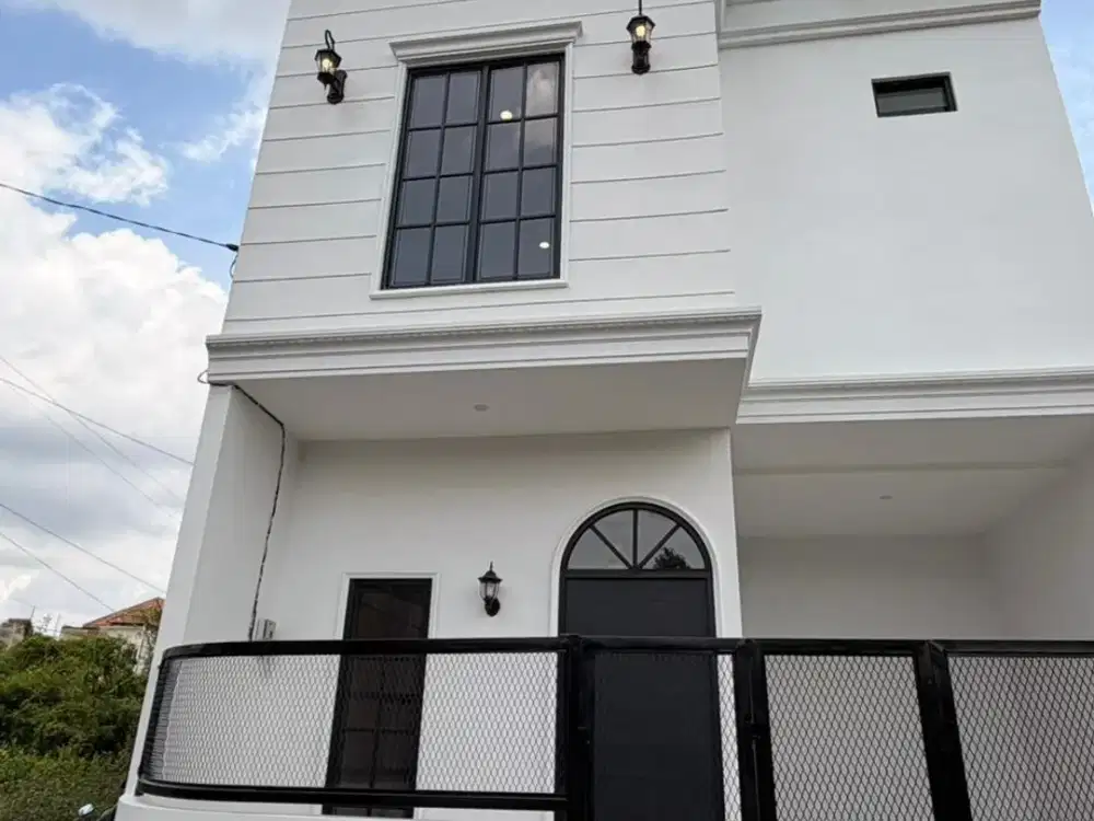 AMERICAN CLASSIC – WONOREJO SURABAYA TIMUR