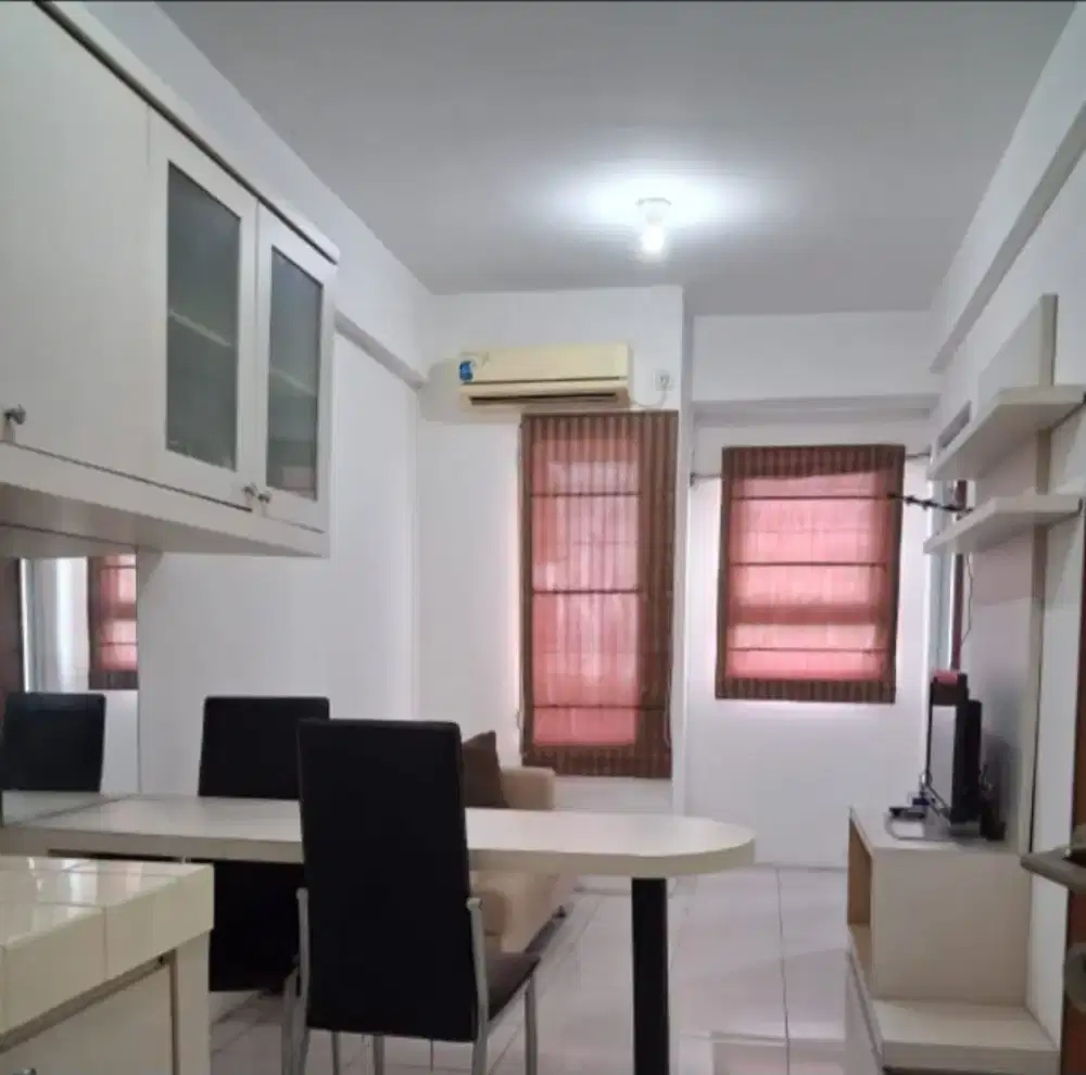 Puncak Permai 2BR Furnished dekat Darmo,Pakuwon,Citraland,Unesa