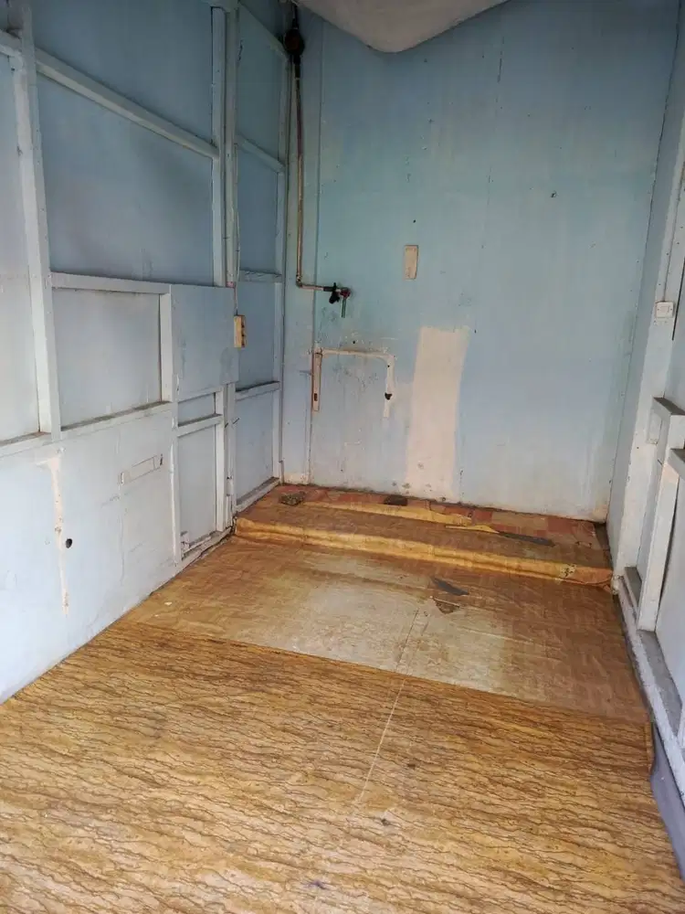 Disewakan Kios di Cipedes Tengah Kota Bandung 2.5 x 3 m2 - Ada Toilet