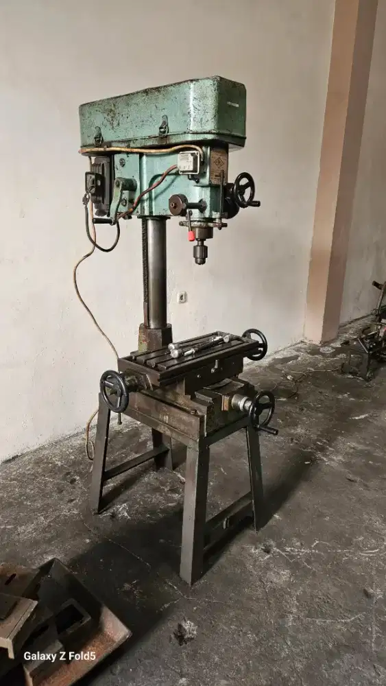 Dijual mesin  bor fris