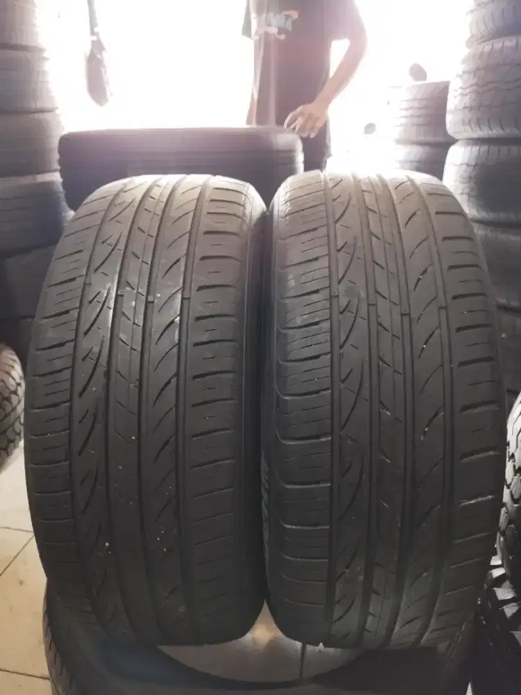Ban Mobil Copotan 195/55 R16 Hankook