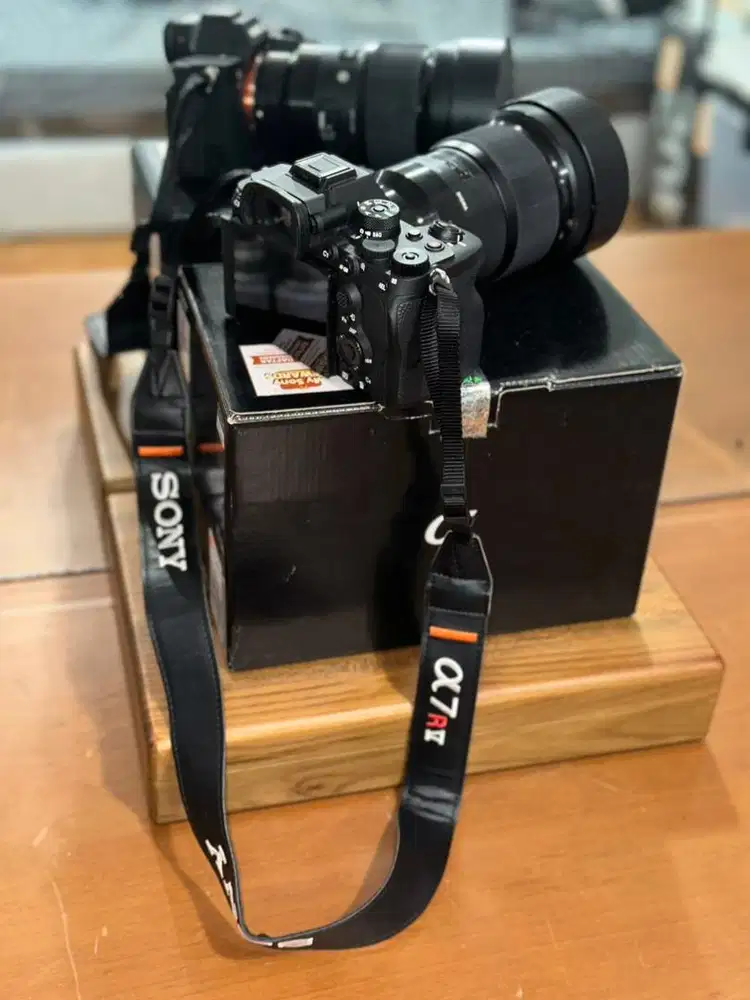 low shutter & like new bergaransi Kamera a7R V