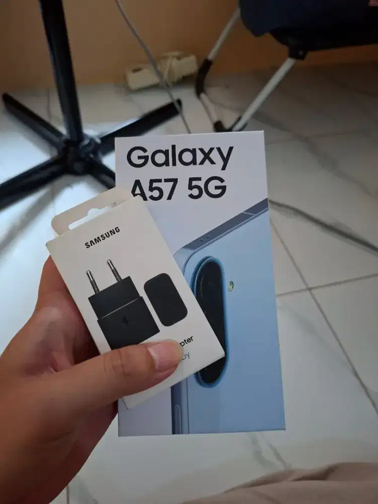 samsung A57 new8/256 gb